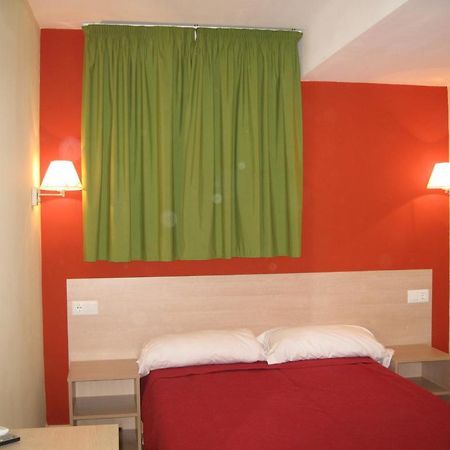 Hostal Ducal Gandía Pokoj fotografie