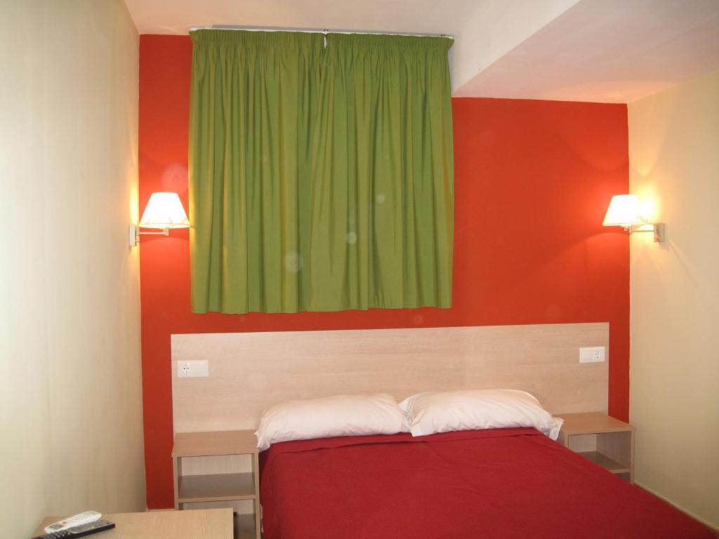 Hostal Ducal Gandía Pokoj fotografie